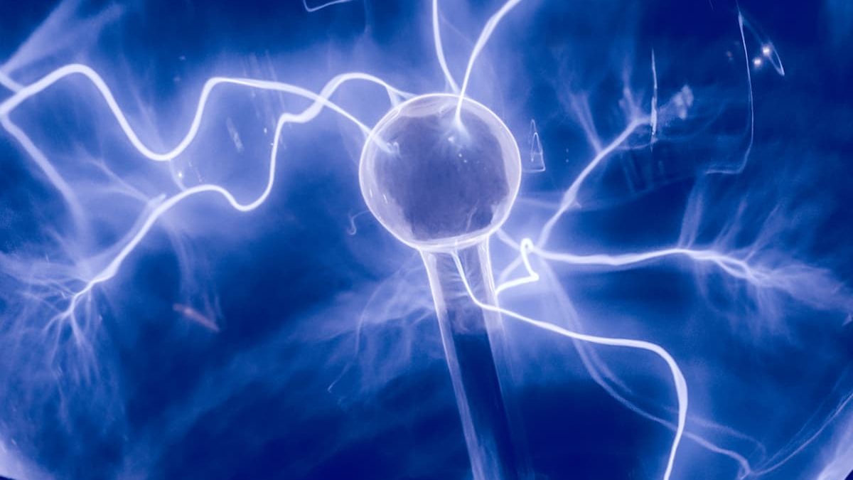 Qu&eacute; es AC (corriente alterna): teor&iacute;a, aplicaciones y medici&oacute;n con pinza flexible MEGGER