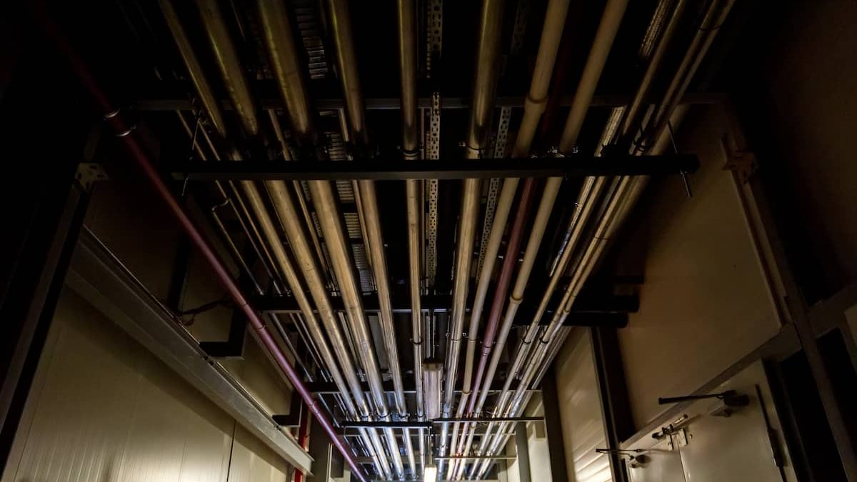 Cómo detectar una fuga de corriente eléctrica en instalaciones