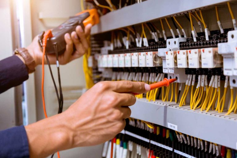 ¿Cómo se mide la energía eléctrica?